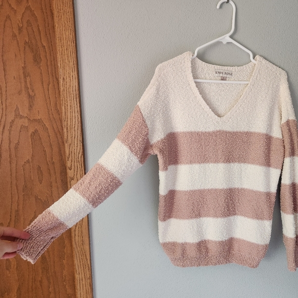 Knox Rose Sweater - Picture 2 of 8
